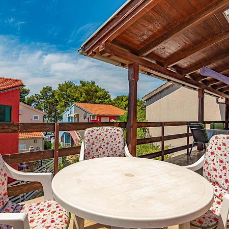Pet Friendly Apartment In Jadrija With Wifi ภายนอก รูปภาพ