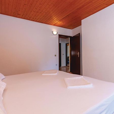 Pet Friendly Apartment In Jadrija With Wifi ภายนอก รูปภาพ