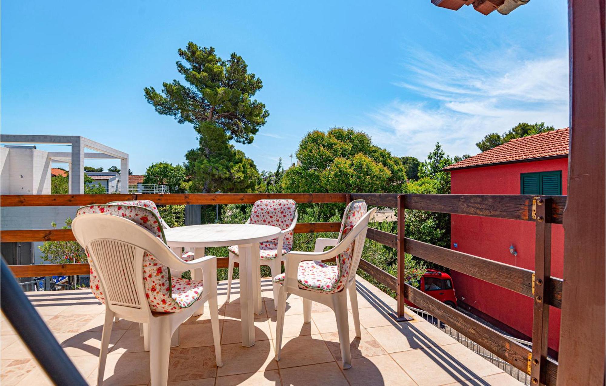 Pet Friendly Apartment In Jadrija With Wifi ภายนอก รูปภาพ